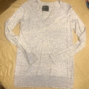 AEl lightweight sweater